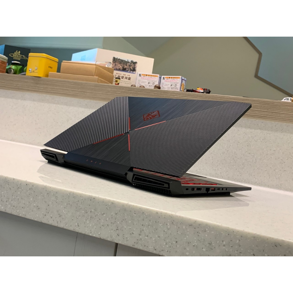 HP OMEN 電競筆電 i5-8300H / 16G / SSD 256G + HDD 1T / GTX1060 6G