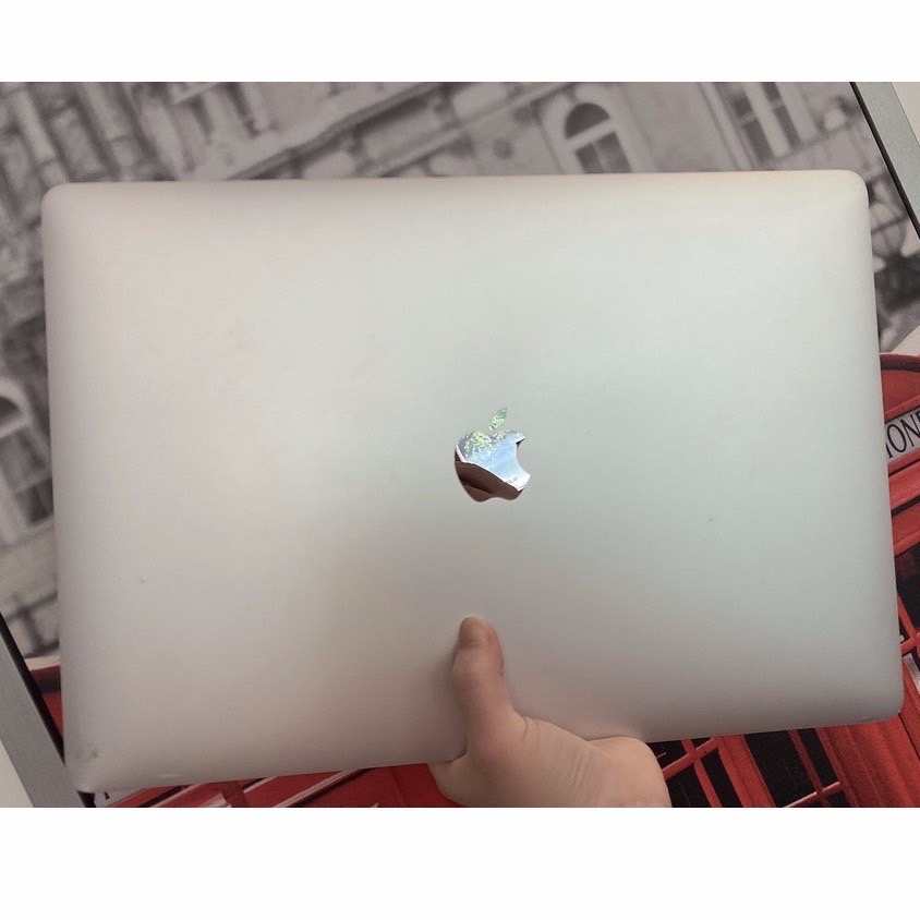 『優勢蘋果』2016 Macbook pro 15寸 2016年2.6GHz i7/16GB/256GB 銀色