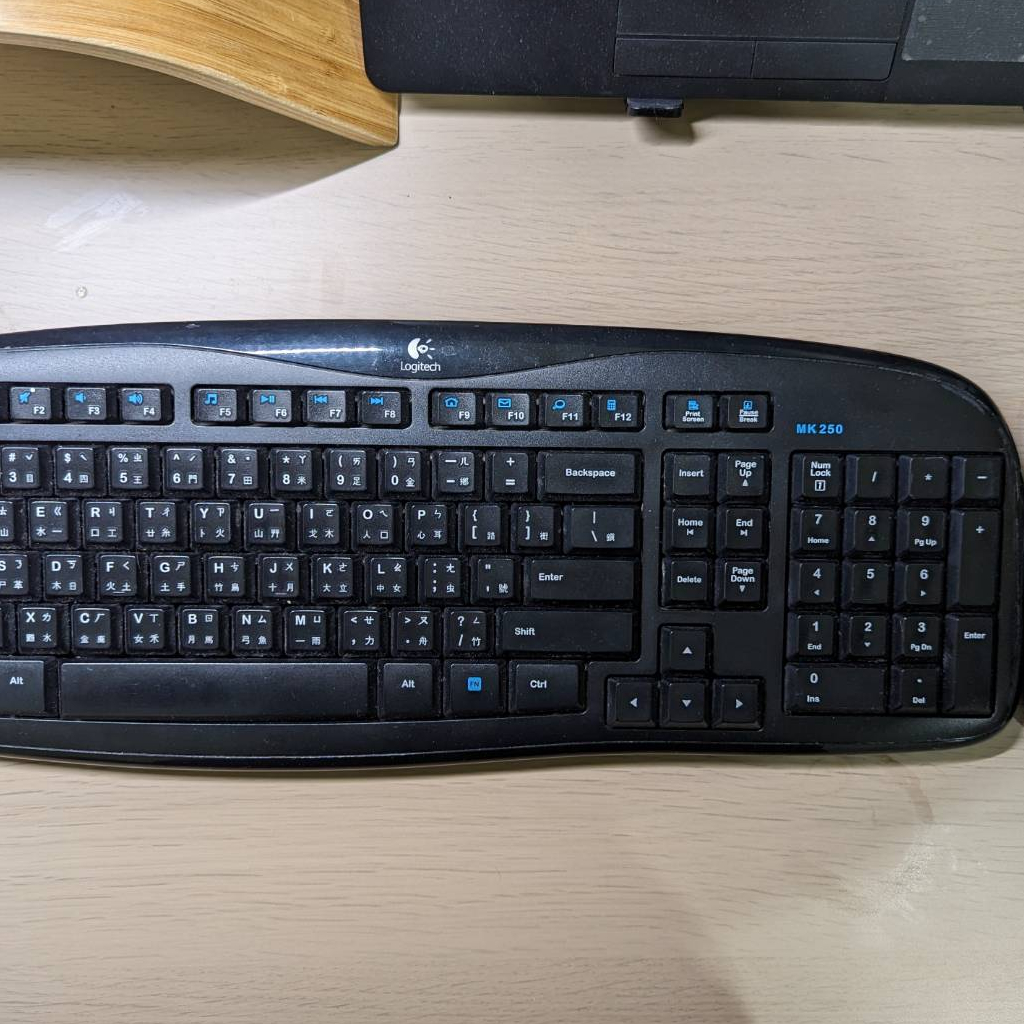 &lt;中古&gt;Logitech 羅技 MK250 無線鍵盤+滑鼠+無線接收器