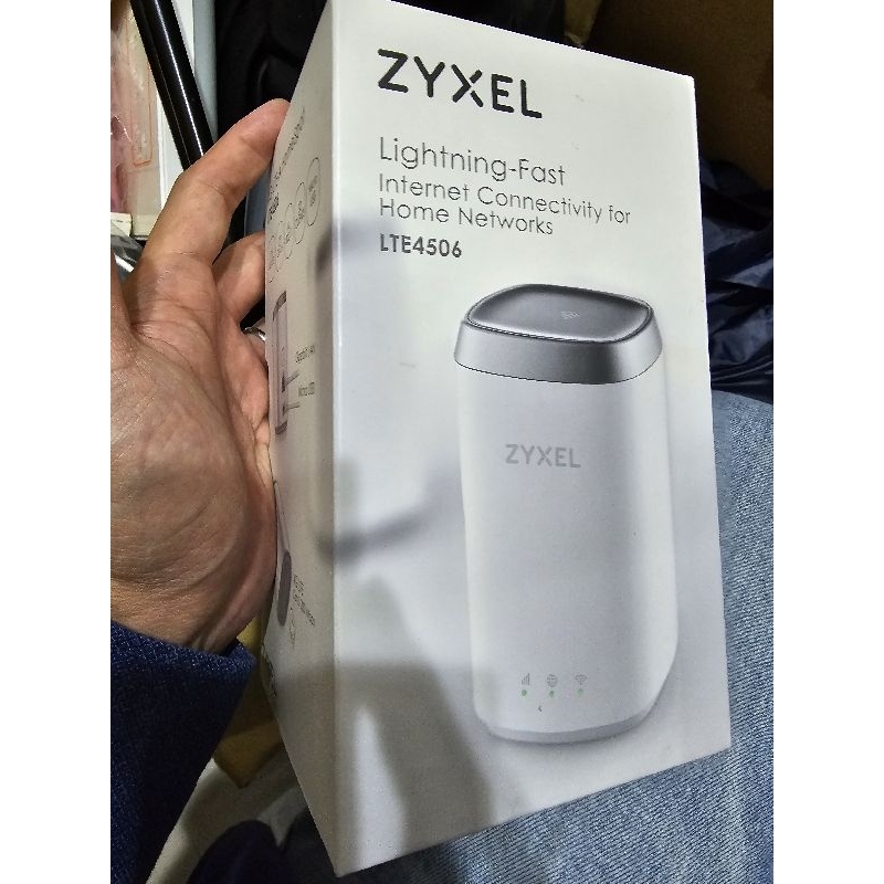 Zyxel合勤 LTE4506 v2 4G 分享器 上網 WiFi 吃到飽 SIM卡 路由器