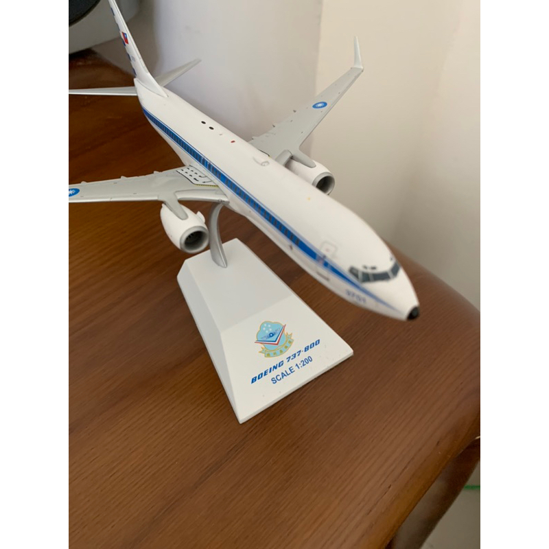 中華民國空軍一號 1:200 BOEING 737-800 飛機模型