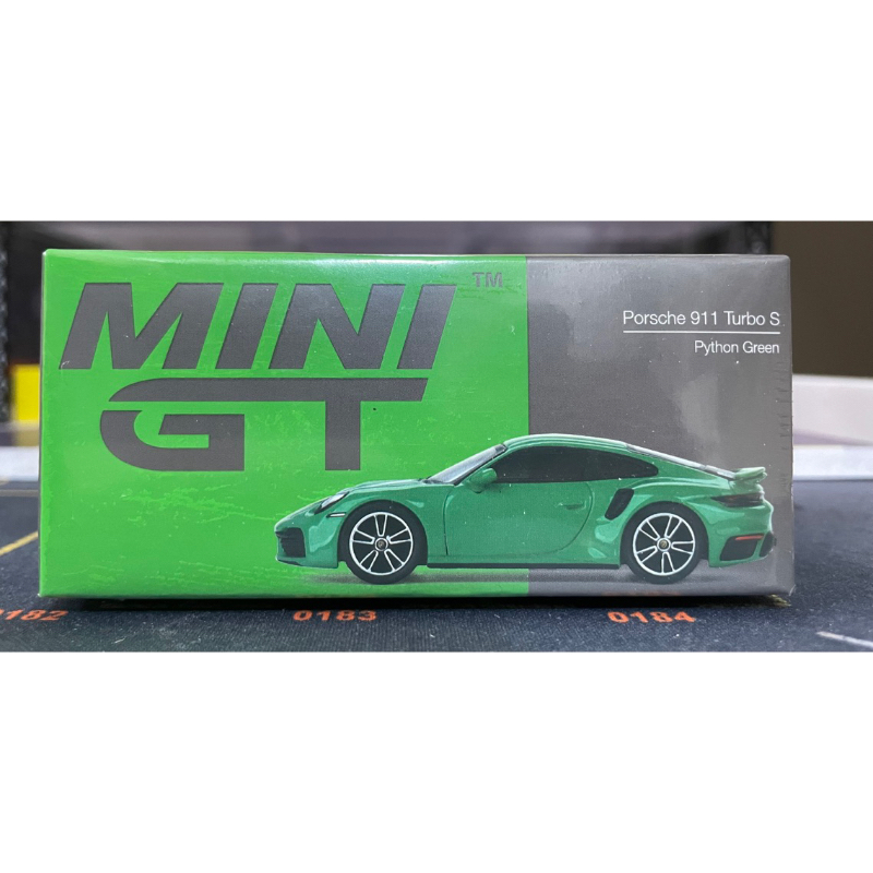 MiniGT 保時捷 Porsche 911 Turbo S 綠 #525