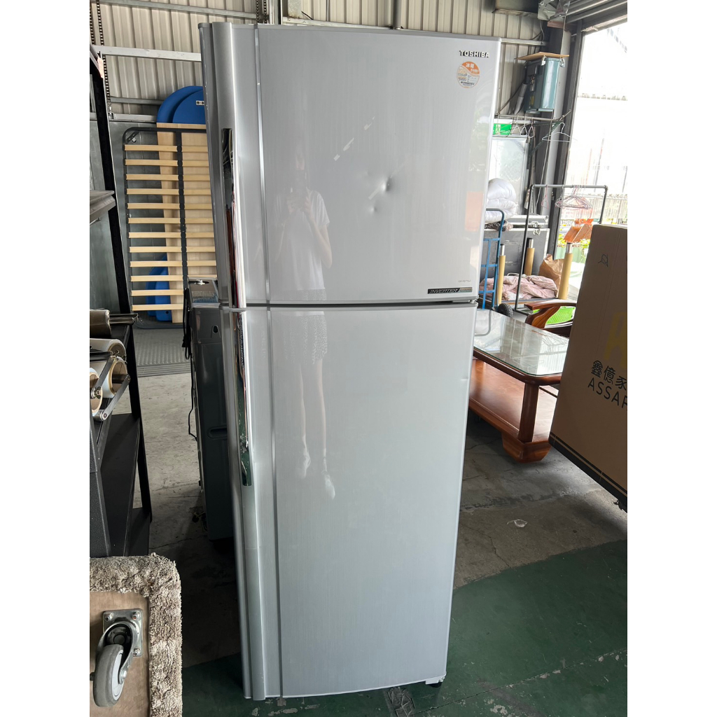二手家具全省估價(集穎全新二手家具)--TOSHIBA東芝變頻320L雙門冰箱 小冰箱 IC-2060902