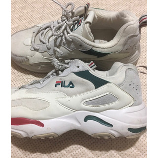 Fila 男款老爹鞋