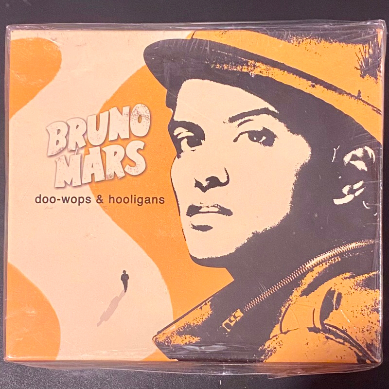 Bruno Mars 火星人布魯諾 情歌正傳 歐洲盒裝版 專輯 CD 限量 豪華 徽章 胸章