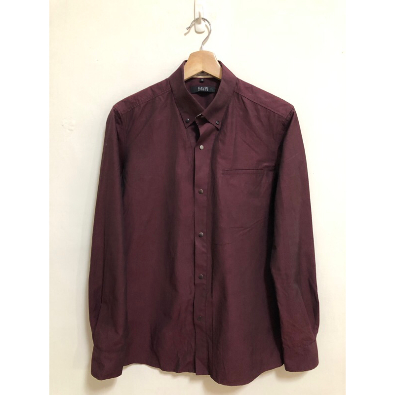 gaudi homme 酒紅色襯衫 M，修身版，按壓鈕扣，參考Zara同款尺寸