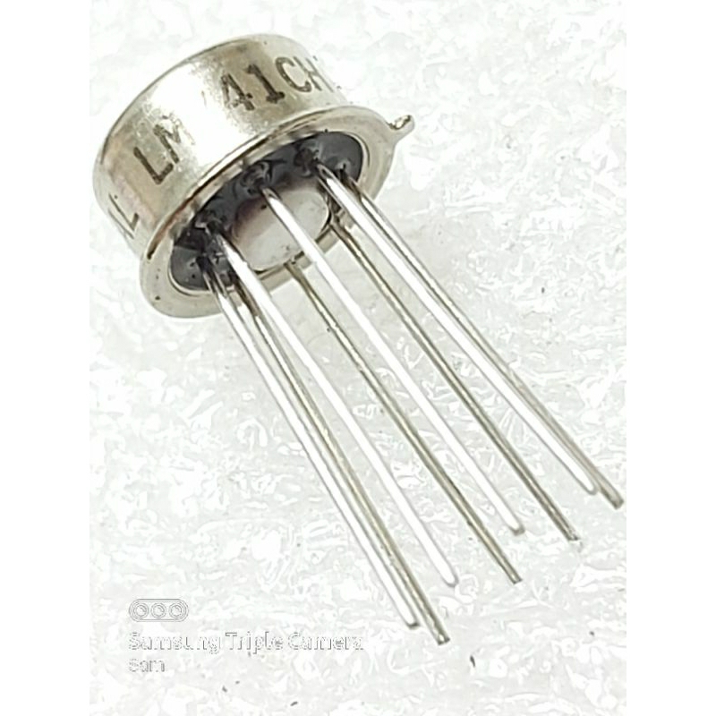 LM741  LM741CH  IC 741  TO-99-8  DIP-8  廠牌：NS 金屬殼  運算放大器