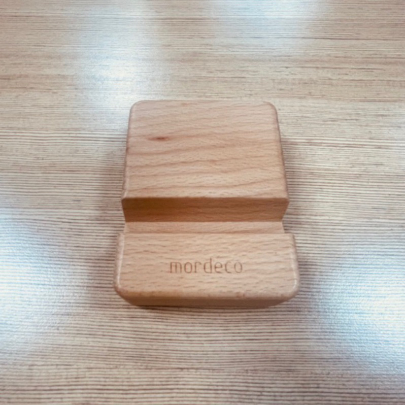 【免運 】全新商品⭐️手機架。木製材質