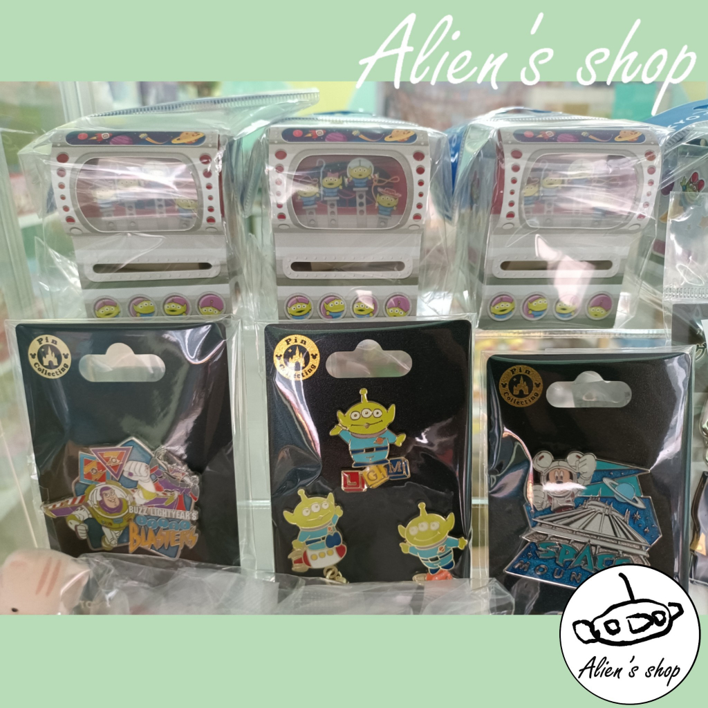 (Alien's shop)正版 現貨  迪士尼 胸章 別針 徽章 三眼怪貼紙機