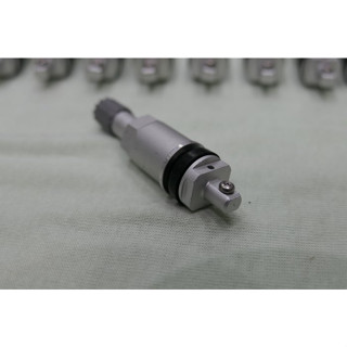 {順加輪胎}新款 名爵 MG 鋁製氣嘴 原廠胎壓偵測器 專用 風嘴頭 TPMS 標價不含偵測器