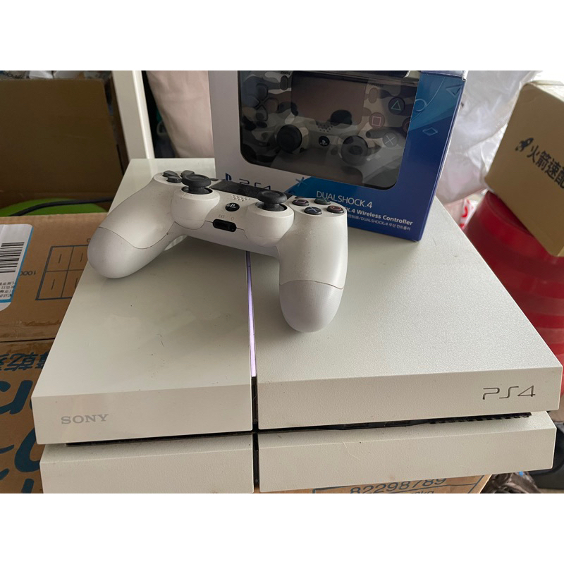 ps4 主機 二手（白色）