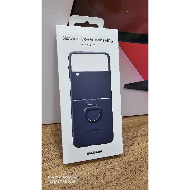 SAMAUNG Galaxy Z flip4矽膠薄型背蓋（附指環扣 深藍色 全新未拆封台灣三星原廠公司貨