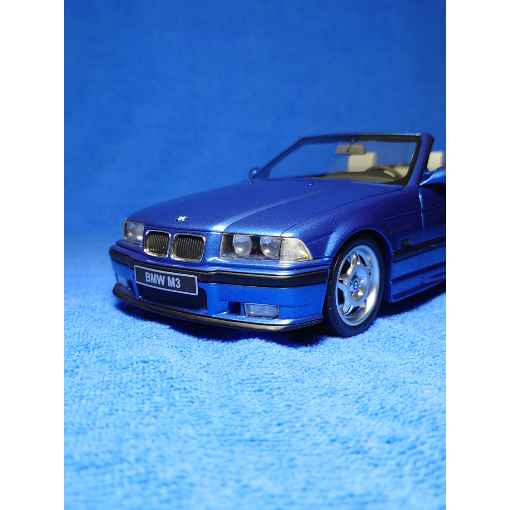 OTTO 1/18 BMW E36 敞篷車