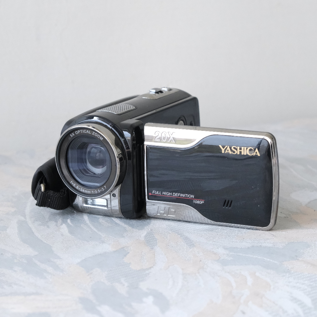 Yashica  ADV353 可手持 DV攝影機 早期 CMOS 數位相機 (翻轉螢幕 自拍機)