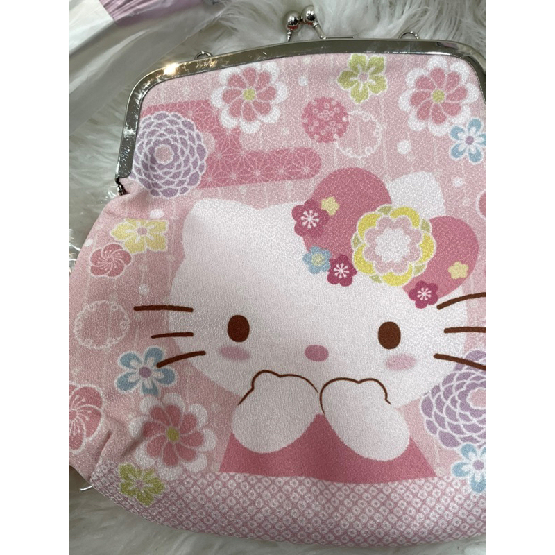 日本進口Hello Kitty可側背的和風口金包