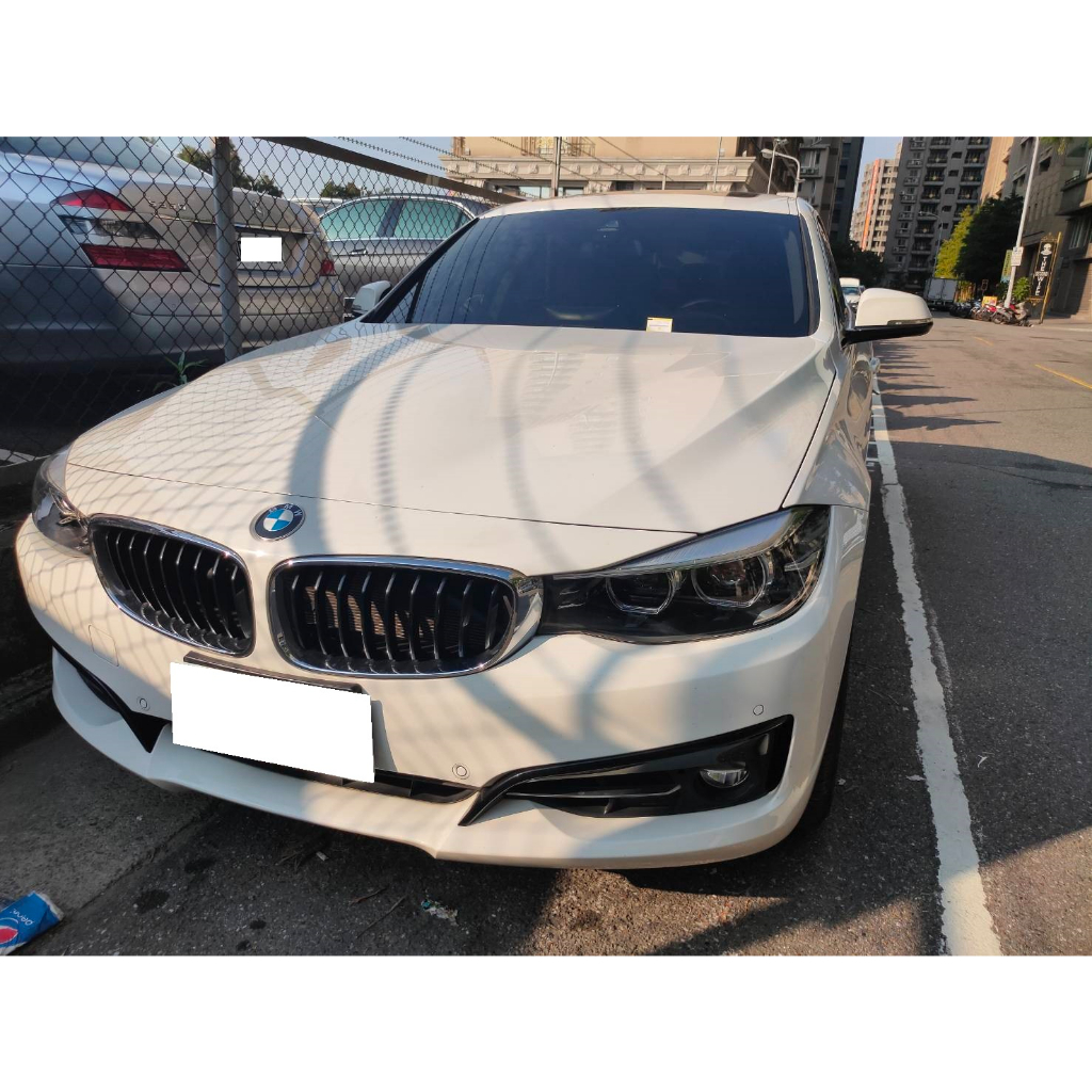 2017 BMW 320i GT 2.0L 3.3萬公里 NT$890,000