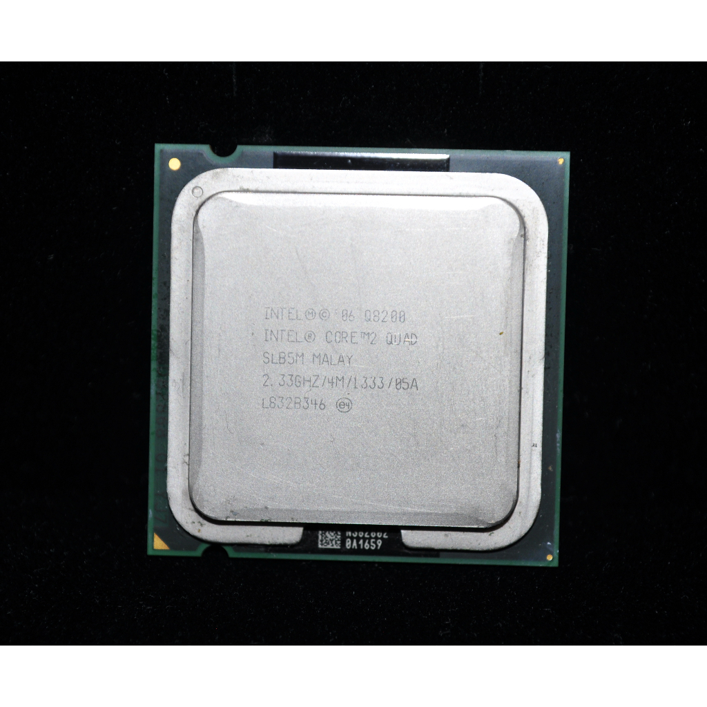 Intel Core 2 Quad Q8200 四核正式版 (775 2.33G) 非Q6600 Q8300 Q8400