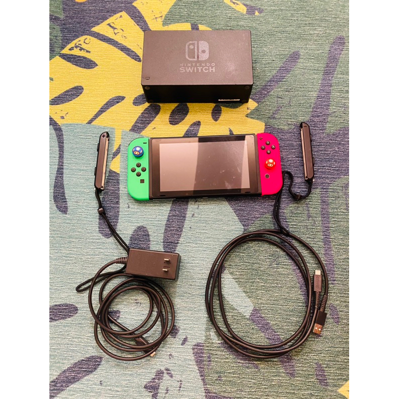 Nintendo Switch 主機（二手）底座 握把 充電線 電動 電玩 遊戲 兒童 禮物 任天堂 動森 寶可夢