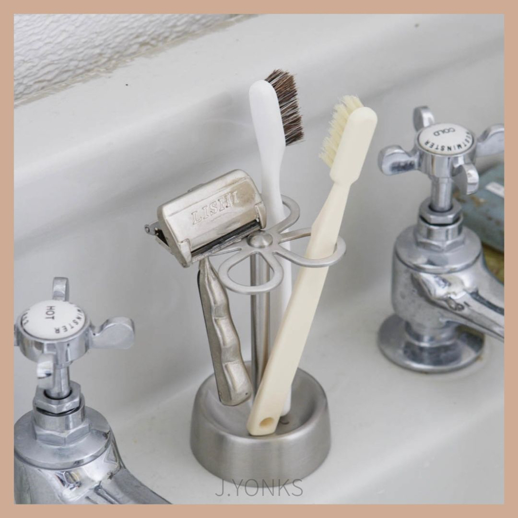 【J.YONKS】|預購| DULTON 不鏽鋼 幸運草造型 牙刷架 牙刷置物 浴室收納 配件 日本代購