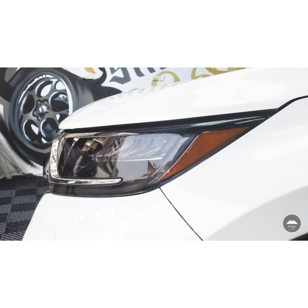 [膜谷包膜工作室]Honda CRV 5代5.5代 大燈旁的仿美規膜 (左右一對) 不是大燈膜