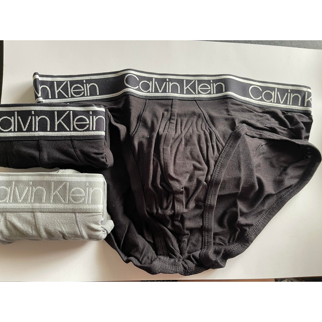 CK Calvin Klein 全新男三角褲 M號