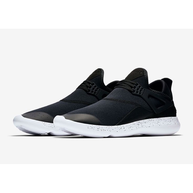 NIKE Jordan Fly 89 Trainer Black White 940267-010