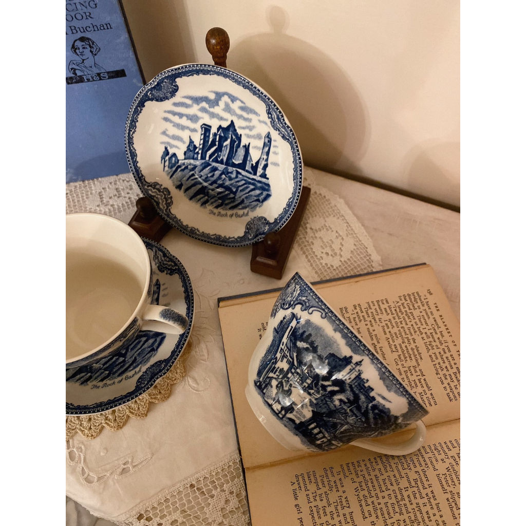 英國JOHNSON BROTHERS 城堡藍色早餐杯組 咖啡杯碟 【更美歐洲傢飾古董老件Amazing House】台南