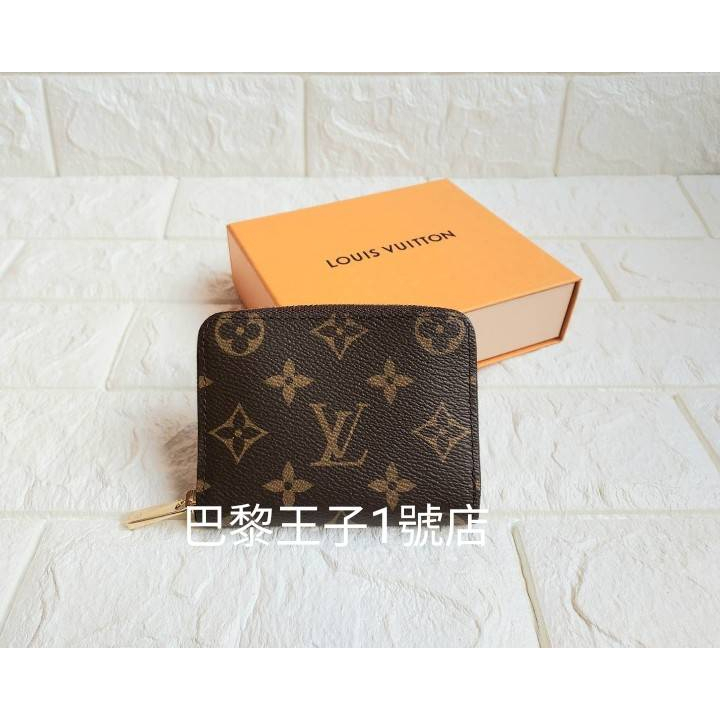 【巴黎王子1號店】《Louis Vuitton》LV M60067 Monogram 經典 拉鍊 零錢包 短夾 ~ 預購