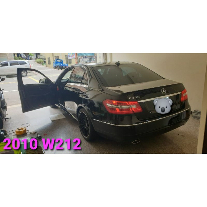 2010賓士W212 E300改裝一鍵啟動＋賓士遠程啟動鑰匙＋免摸門自動感應上鎖解鎖＋不熄火下車鎖車