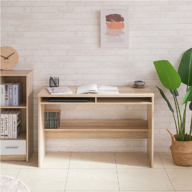 TZUMii日式簡約插座書桌-淺橡木色 電腦桌/辦公桌/辦公家具/工作桌