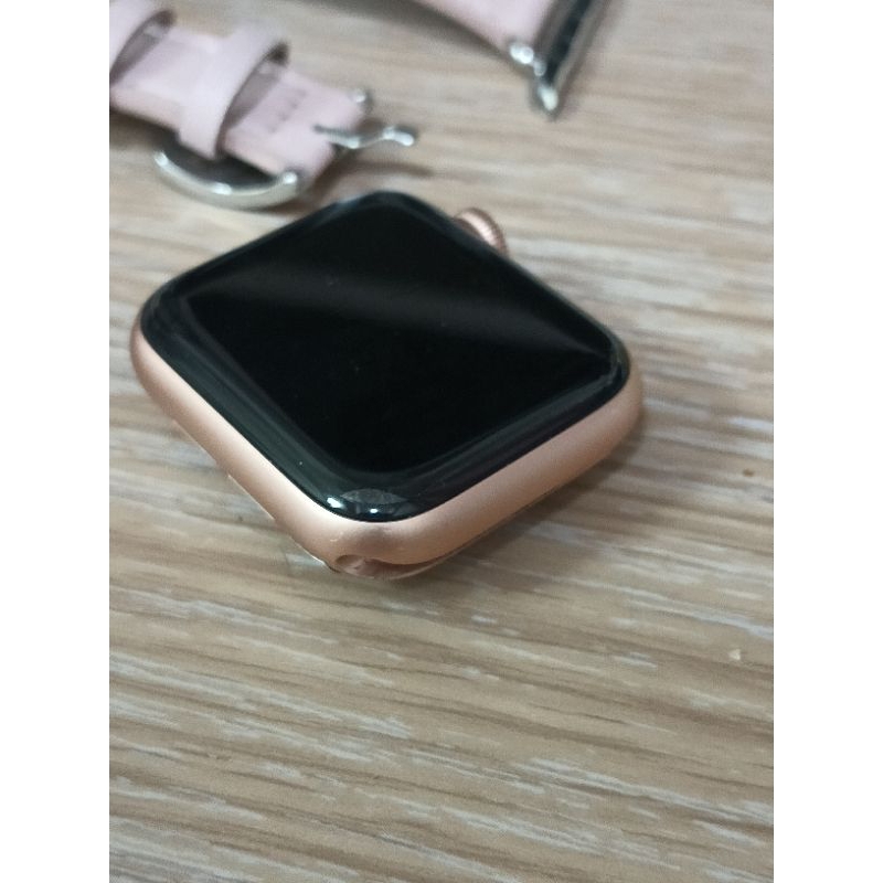 apple watch Series 5 40MM鋁殼 可通訊 A2156 金