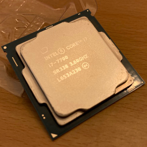 3/17 現貨 極新良品 Intel i7 7700 七代cpu 1151 個保七天