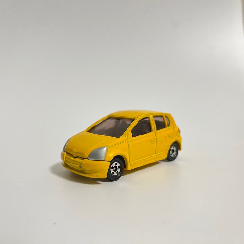 Toyota Vitz Tomica 1999 No.110 豐田 經典車型 可開蓋 少見黃色