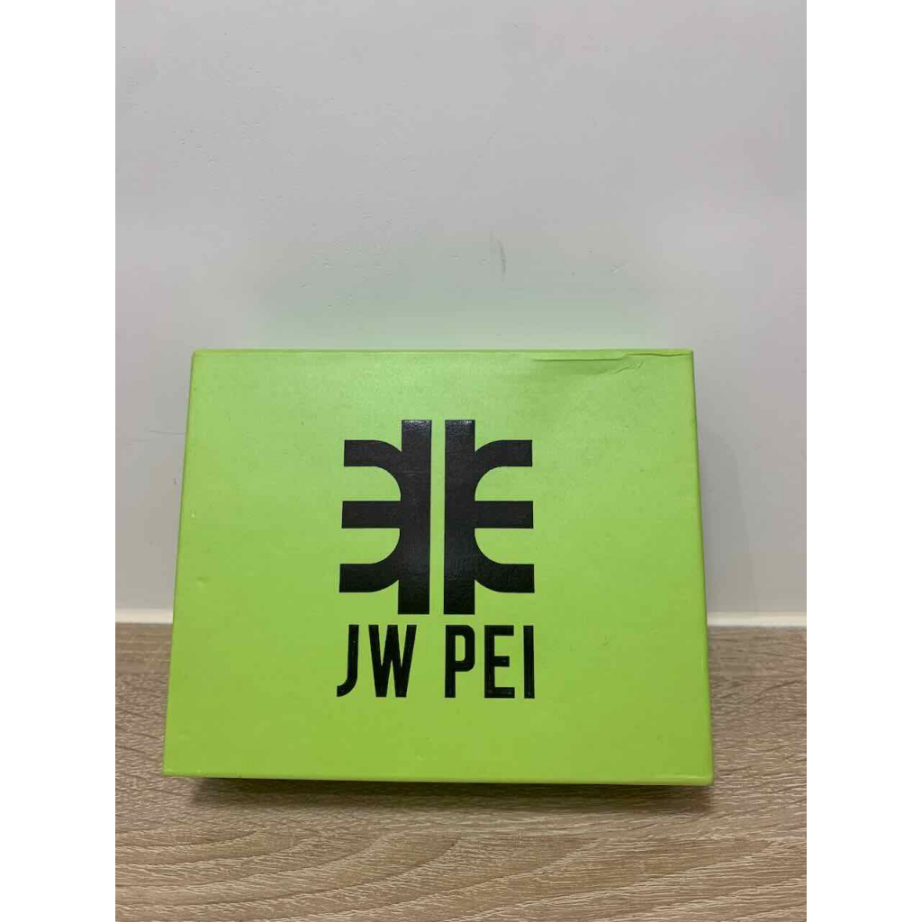 【二手】JW PEI 白色三折皮夾 象牙白鱷魚皮紋錢包 stella錢包