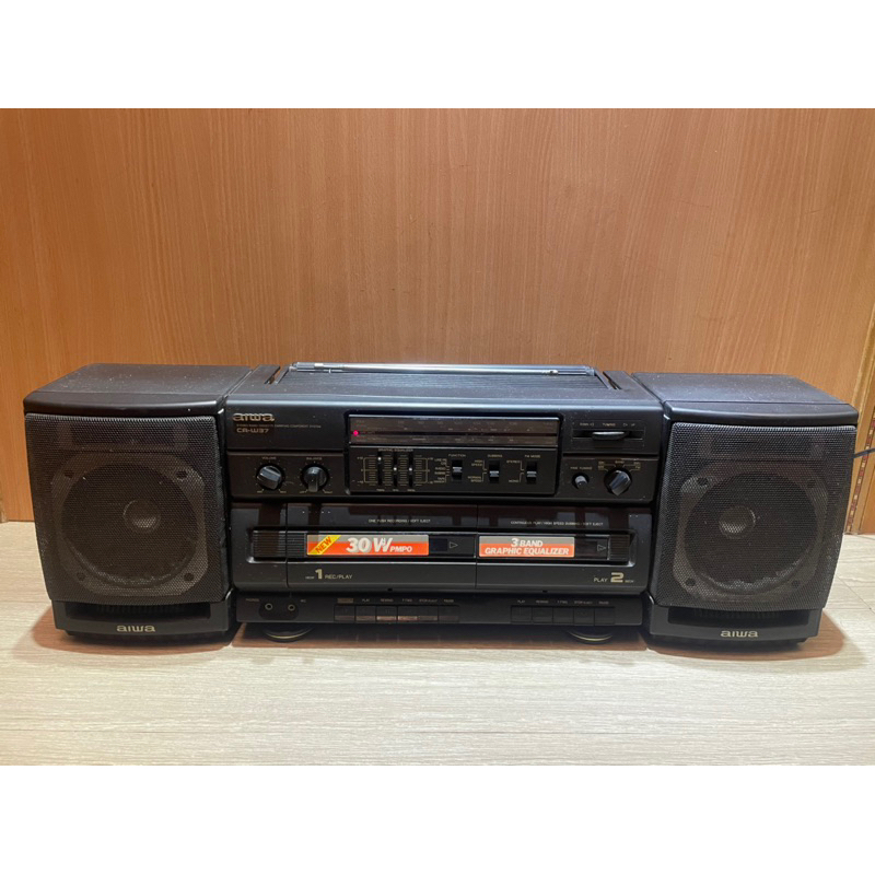 AIWA CA-W37手提式錄音帶收音機 AIWA 卡式收錄放音機 AIWA 收音機 早期收音機 收音機 二手