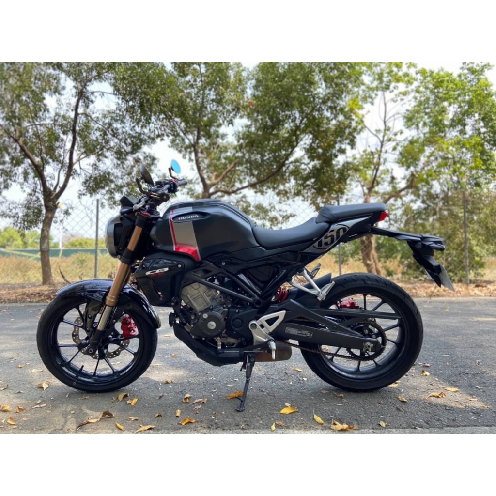 HONDA CB150R二手檔車中古車配合全額.超額.學生貸款強力過件白牌黃牌紅牌仿賽街車大型重機滿18即可辦理