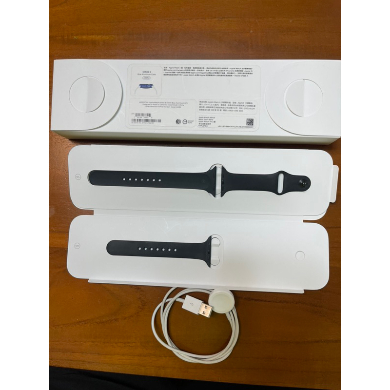 apple watch 6  電池100% 44MM 送全新原廠表帶 整新機原廠 5/10起保固90天