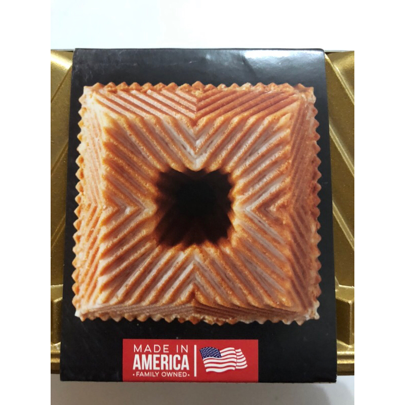 美國製Nordic Ware 方型金色柏金系列蛋糕烤模/10 cups
