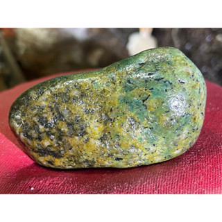 臺灣臺東成功海洗透光翡翠綠花藍寶石