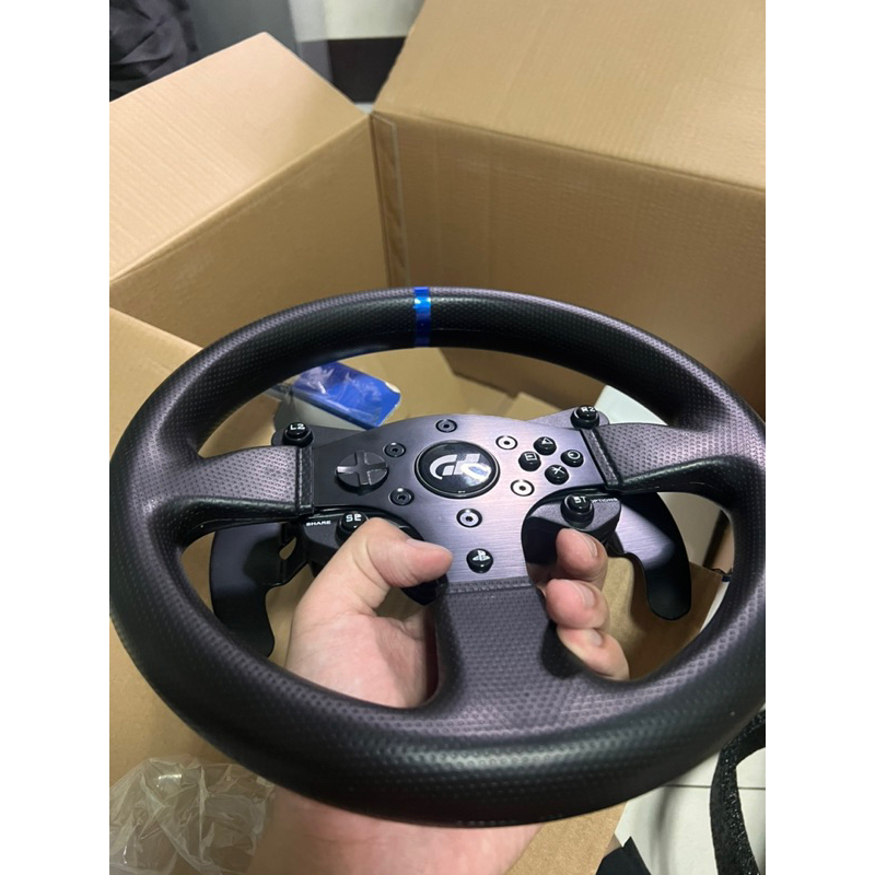 近全新Thrustmaster T300RS GT Edition