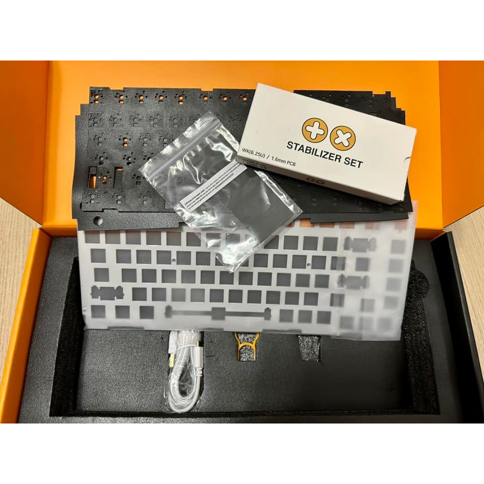 GMMK PRO 75%客製化套件 鍵盤