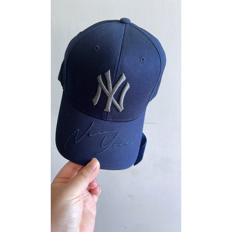現貨MLB 100%韓國代購 MLB 洋基帽 棒球帽 32CPIS8113-50N 深藍色簽名蝴蝶結綁帶 真的好看