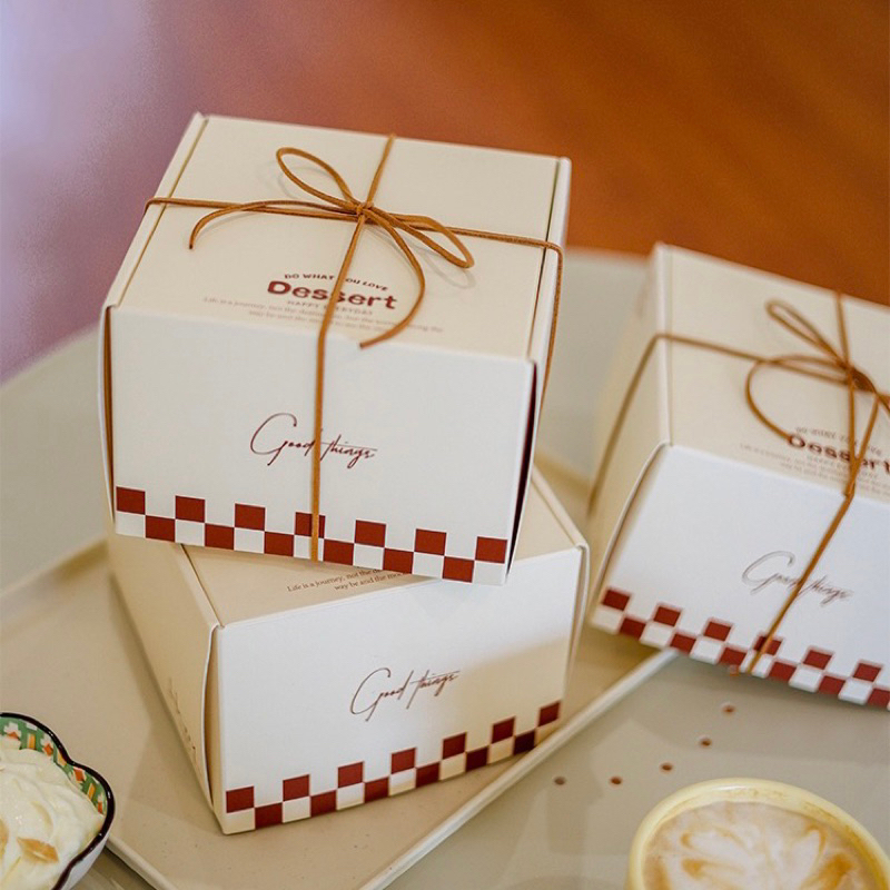 ➰如。沐➰米色字母包裝盒 磅蛋糕包裝盒 糖霜餅乾包裝盒 蛋黃酥包裝盒 達克瓦茲包裝盒 中秋禮盒 月餅包裝盒 聖誕包裝盒