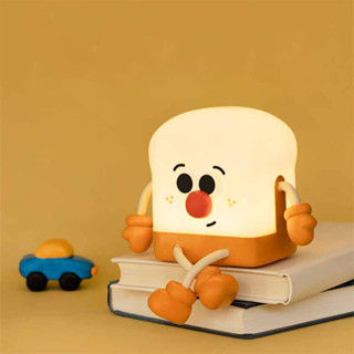 【超Ｑ！換禮必買！】吐司小子夜燈 Toast Lamp 多功能小夜燈 手機支架 聖誕節交換禮物 情人節 贈品 尾牙
