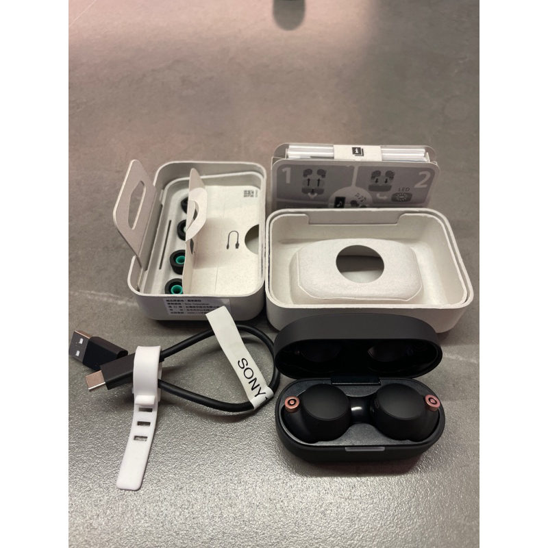 オリジナル WF-1000XM4 SONY SILVER 中古完動品 ヘッドフォン