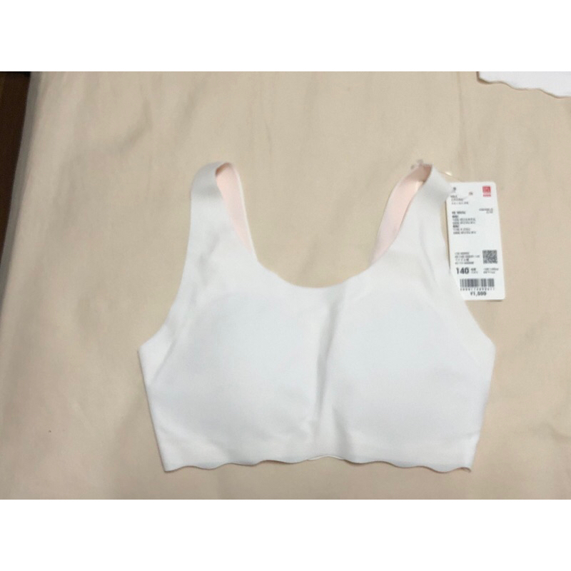 UNIQLO  AIRsim少女成長內衣-140cm