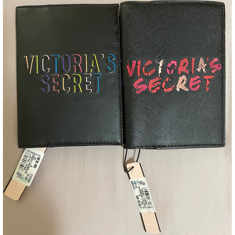 Victoria’s Secret 維多利亞秘密 護照夾 （買一送一）