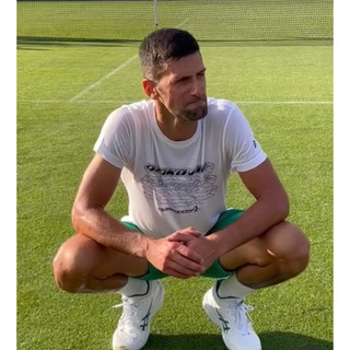LACOSTE Sport 2023 2024 Novak Djokovic Fan 組合包 Tshirt + 帽子