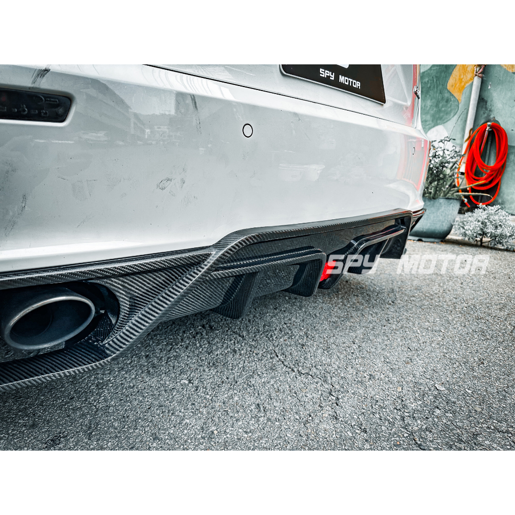 【SPY MOTOR】Maserati ghibli s q4 小改前 碳纖維後下擾流
