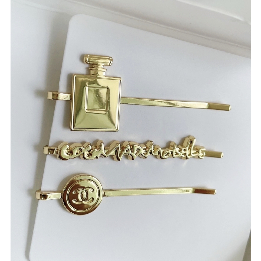 🈶現貨‼️❤️歐洲代購---Chanel香奈兒VIP會員贈品金色髮夾3件套(配紙袋)
